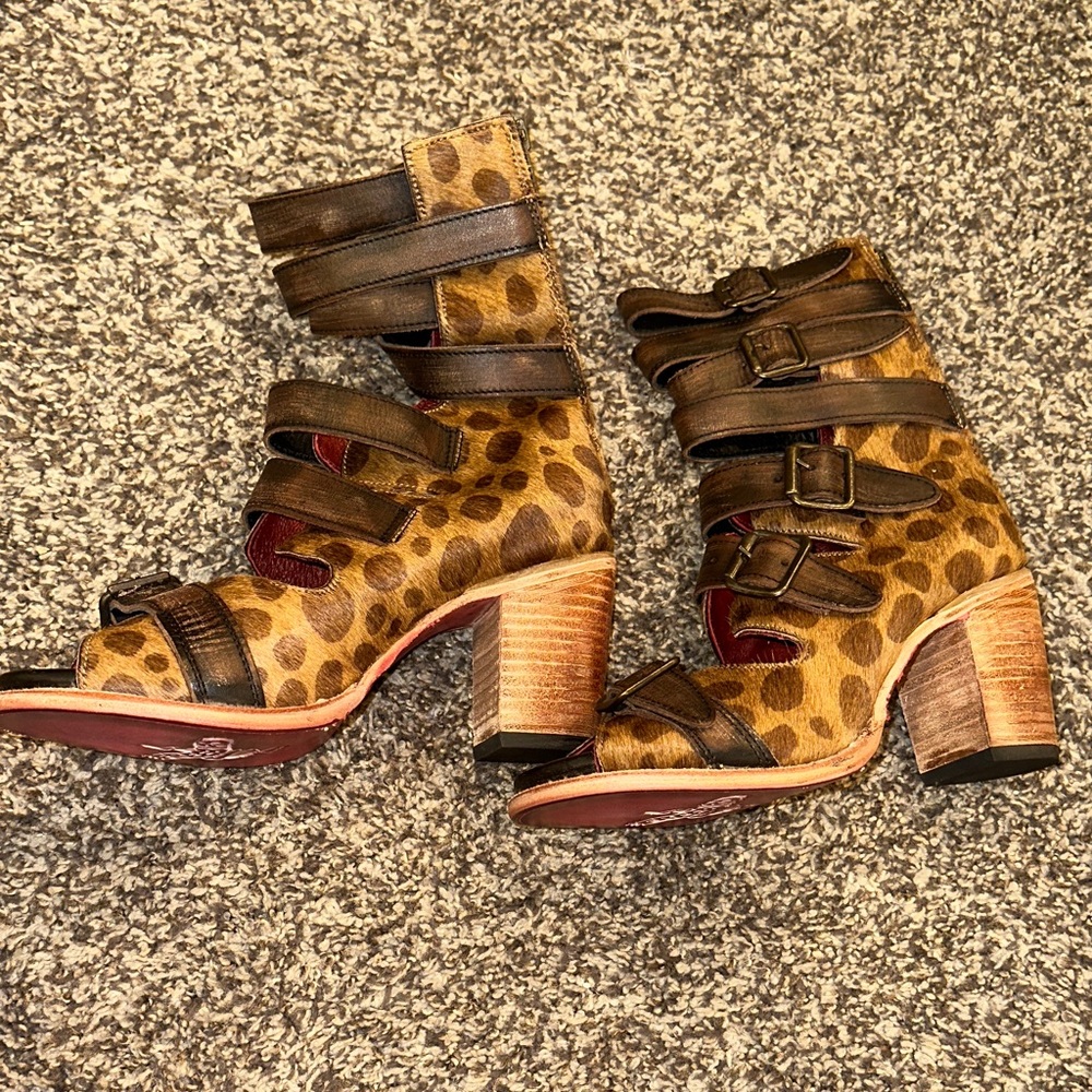 Freebird Brown Leopard Heeled Boots